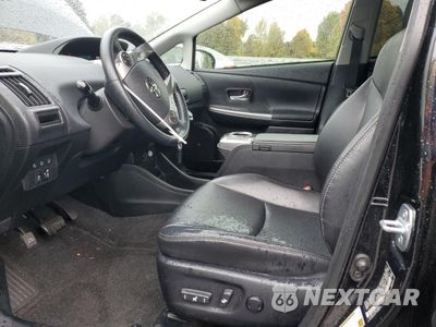Zdjęcie 7 z 15 samochodu: 2017 TOYOTA PRIUS V VIN:JTDZN3EU1HJ071025 - miniatura