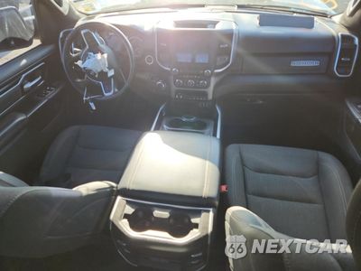 Zdjęcie 8 z 15 samochodu: 2021 RAM 1500 BIG HORN/LONE STAR VIN:1C6RREFT8MN746790 - miniatura