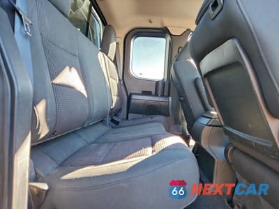Zdjęcie 10 z 13 samochodu: 2012 NISSAN TITAN S VIN:1N6AA0CC2CN328161 - miniatura