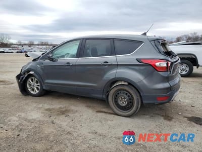 Drugie zdjęcie samochodu z przodu: 2019 FORD ESCAPE SE VIN:1FMCU9GD9KUC34451 - miniatura