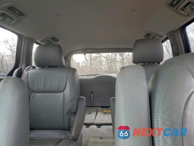 Zdjęcie 10 z 14 samochodu: 2005 TOYOTA SIENNA XLE VIN:5TDZA22CX5S305467 - miniatura