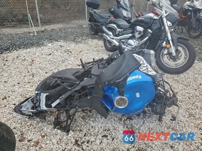 Trzecie zdjęcie samochodu z tyłu: 2009 KAWASAKI ZX600 R VIN:JKAZX4R1X9A013085 - miniatura