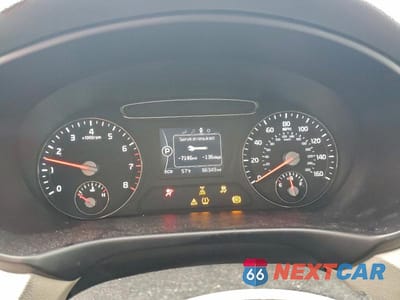 Zdjęcie 9 z 13 samochodu: 2018 KIA SORENTO LX VIN:5XYPGDA37JG416598 - miniatura