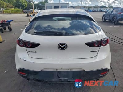 Zdjęcie 6 z 11 samochodu: 2021 MAZDA 3 SELECT VIN:JM1BPAKL2M1302035 - miniatura