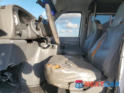 Zdjęcie 7 z 13 samochodu: 2008 FORD ECONOLINE E250 VAN VIN:1FTNE24W38DB46382 - miniatura