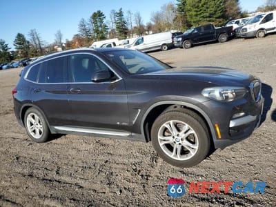 Czwarte zdjęcie samochodu z boku: 2018 BMW X3 XDRIVE30I VIN:5UXTR9C59JLD65096 - miniatura