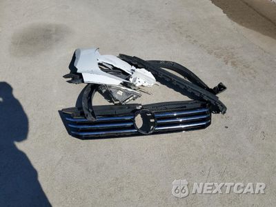 Zdjęcie 12 z 15 samochodu: 2014 VOLKSWAGEN PASSAT SE VIN:1VWBN7A30EC102574 - miniatura