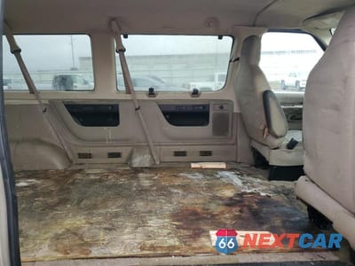 Zdjęcie 11 z 14 samochodu: 2013 FORD ECONOLINE E350 SUPER DUTY WAGON VIN:1FBNE3BL9DDA78280 - miniatura