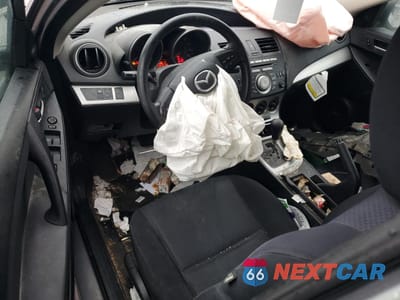 Zdjęcie 8 z 13 samochodu: 2010 MAZDA 3 I VIN:JM1BL1SF9A1296218 - miniatura