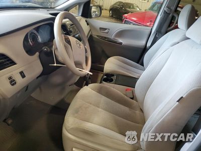 Zdjęcie 7 z 15 samochodu: 2014 TOYOTA SIENNA LE VIN:5TDKK3DC1ES498397 - miniatura