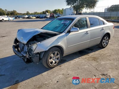 2008 KIA OPTIMA LX KNAGE123985272040 - główne zdjęcie licytacji z USA - miniatura