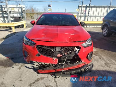Piąte zdjęcie samochodu w środku: 2018 BUICK REGAL GS VIN:W04GS6SS2J1129261 - miniatura