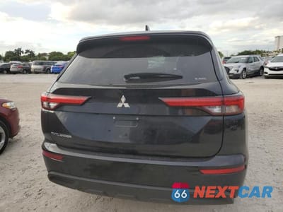 Zdjęcie 6 z 13 samochodu: 2022 MITSUBISHI OUTLANDER ES VIN:JA4J4TA84NZ032896 - miniatura