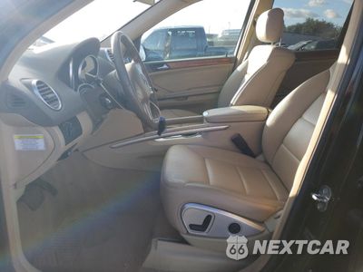 Zdjęcie 7 z 13 samochodu: 2009 MERCEDES-BENZ ML VIN:4JGBB25E59A518420 - miniatura