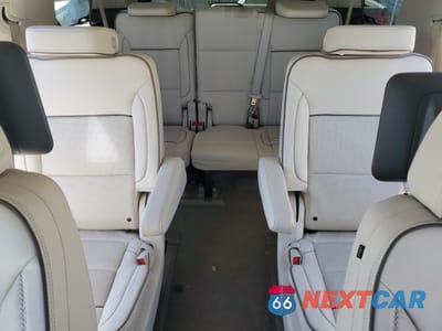 Zdjęcie 10 z 15 samochodu: 2024 GMC YUKON DENALI VIN:1GKS1DKL7RR402874 - miniatura