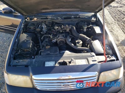 Zdjęcie 11 z 14 samochodu: 1999 FORD CROWN VICTORIA VIN:2FAFP73W3XX135635 - miniatura