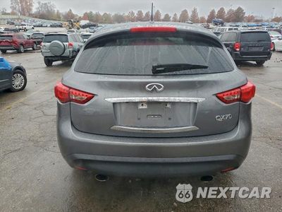 Zdjęcie 6 z 12 samochodu: 2017 INFINITI QX70 VIN:JN8CS1MW3HM411445 - miniatura