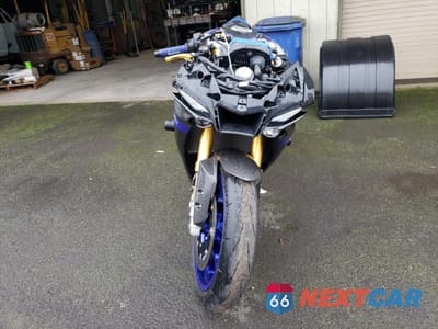 Drugie zdjęcie samochodu z przodu: 2023 YAMAHA YZFR1M VIN:JYARN67E4PA000581 - miniatura