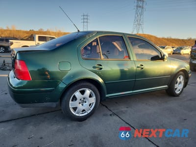 Trzecie zdjęcie samochodu z tyłu: 2001 VOLKSWAGEN JETTA GLX VIN:3VWTG29MX1M012923 - miniatura