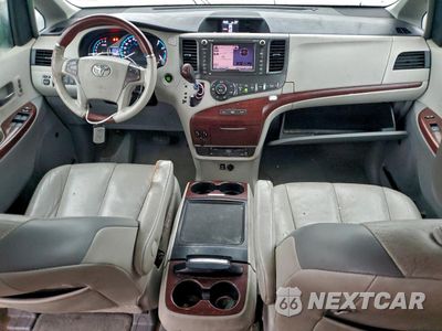 Zdjęcie 8 z 14 samochodu: 2013 TOYOTA SIENNA XLE VIN:5TDDK3DC6DS065925 - miniatura