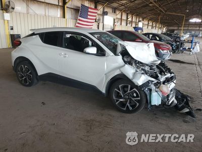 Czwarte zdjęcie samochodu z boku: 2021 TOYOTA C-HR XLE VIN:JTNKHMBX5M1114977 - miniatura
