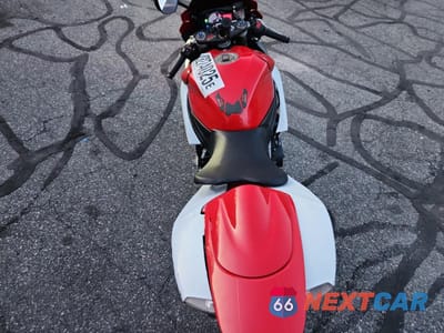 Zdjęcie 6 z 10 samochodu: 2007 SUZUKI GSX-R600 VIN:JS1GN7DA872103476 - miniatura