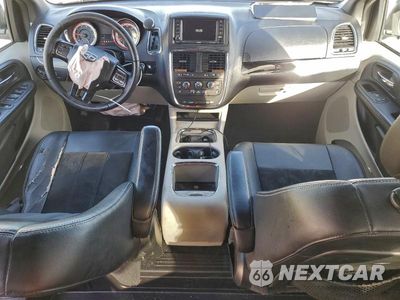 Zdjęcie 8 z 12 samochodu: 2017 DODGE GRAND CARAVAN SXT VIN:2C4RDGCG3HR814299 - miniatura