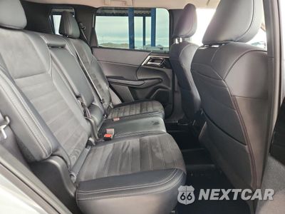 Zdjęcie 10 z 15 samochodu: 2024 MITSUBISHI OUTLANDER SE VIN:JA4J3VA85RZ056418 - miniatura