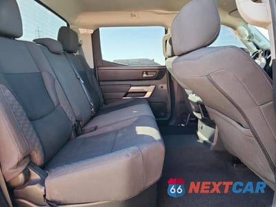 Zdjęcie 10 z 13 samochodu: 2024 TOYOTA TUNDRA CREWMAX SR5 VIN:5TFLA5EC5RX023305 - miniatura