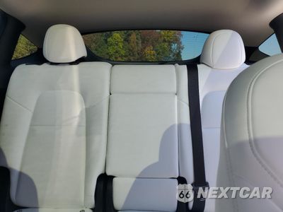 Zdjęcie 10 z 15 samochodu: 2023 TESLA MODEL Y VIN:7SAYGDEE6PA186472 - miniatura