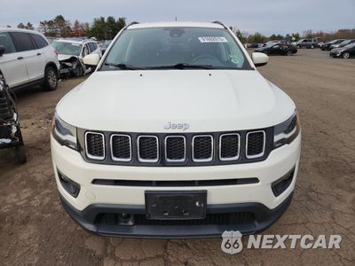 Piąte zdjęcie samochodu w środku: 2018 JEEP COMPASS LATITUDE VIN:3C4NJDBB5JT336272 - miniatura