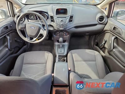 Zdjęcie 8 z 12 samochodu: 2015 FORD FIESTA S VIN:3FADP4AJ7FM120627 - miniatura