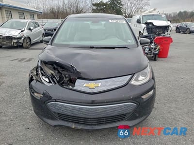 Piąte zdjęcie samochodu w środku: 2018 CHEVROLET BOLT EV LT VIN:1G1FW6S06J4115214 - miniatura