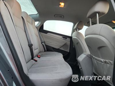Zdjęcie 10 z 12 samochodu: 2018 HYUNDAI SONATA SPORT VIN:5NPE34AF6JH650558 - miniatura