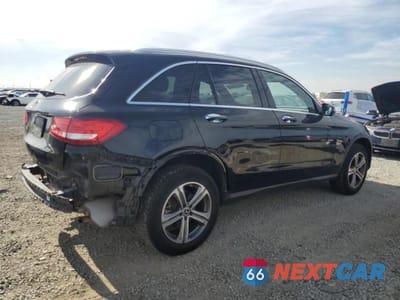 Trzecie zdjęcie samochodu z tyłu: 2018 MERCEDES-BENZ GLC 300 VIN:WDC0G4JB7JV043753 - miniatura