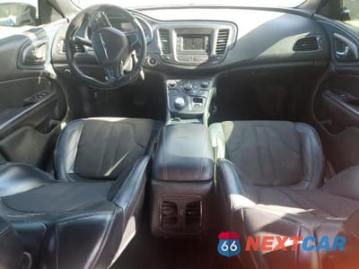 Zdjęcie 8 z 12 samochodu: 2016 CHRYSLER 200 S VIN:1C3CCCBB5GN161630 - miniatura