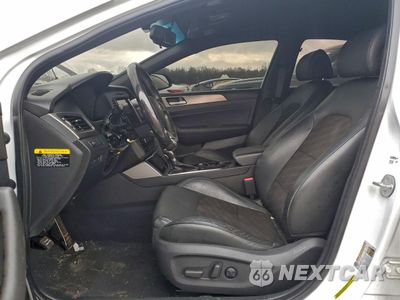Zdjęcie 7 z 12 samochodu: 2017 HYUNDAI SONATA SPORT VIN:5NPE34ABXHH519933 - miniatura