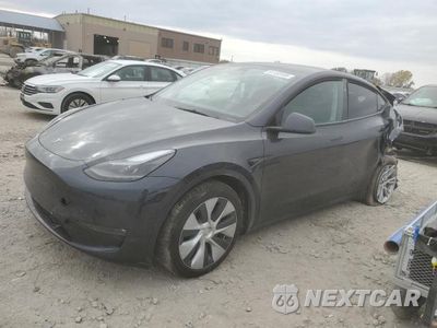 2024 TESLA MODEL Y 7SAYGAEE1RF066969 - główne zdjęcie licytacji z USA - miniatura