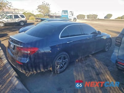 Trzecie zdjęcie samochodu z tyłu: 2023 MERCEDES-BENZ E 350 VIN:W1KZF8DB0PB185381 - miniatura