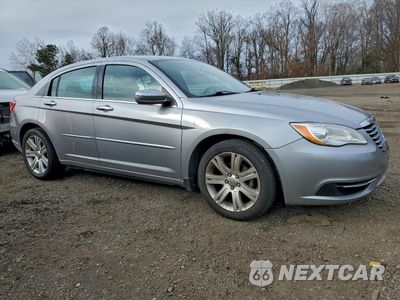 Czwarte zdjęcie samochodu z boku: 2013 CHRYSLER 200 TOURING VIN:1C3CCBBB3DN659153 - miniatura