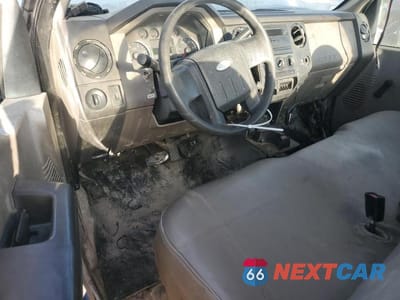 Zdjęcie 8 z 12 samochodu: 2008 FORD F250 SUPER DUTY VIN:1FTSF21R38ED72270 - miniatura