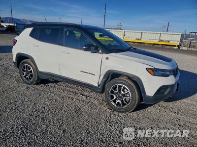 Czwarte zdjęcie samochodu z boku: 2024 JEEP COMPASS TRAILHAWK VIN:3C4NJDDN0RT144857 - miniatura