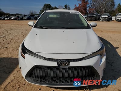 Piąte zdjęcie samochodu w środku: 2021 TOYOTA COROLLA LE VIN:5YFEPMAE1MP244190 - miniatura