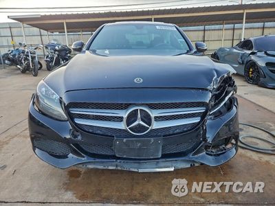 Piąte zdjęcie samochodu w środku: 2018 MERCEDES-BENZ C 300 VIN:55SWF4JB5JU254031 - miniatura
