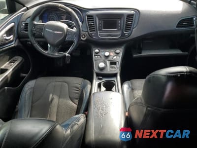 Zdjęcie 8 z 12 samochodu: 2015 CHRYSLER 200 S VIN:1C3CCCBG8FN758796 - miniatura