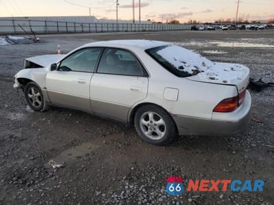 Drugie zdjęcie samochodu z przodu: 1998 LEXUS ES 300 VIN:JT8BF28G9W5050684 - miniatura