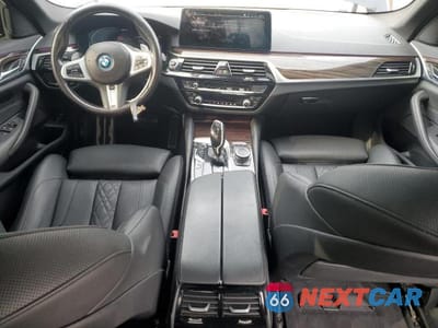 Zdjęcie 8 z 12 samochodu: 2022 BMW 530XE VIN:WBA33AG07NCK31223 - miniatura