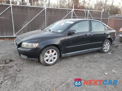 2006 VOLVO S40 2.4I YV1MS382862172951 - główne zdjęcie licytacji z USA - miniatura