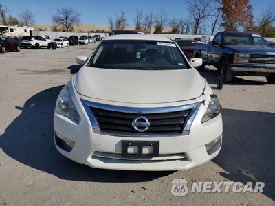 Piąte zdjęcie samochodu w środku: 2014 NISSAN ALTIMA 2.5 VIN:1N4AL3APXEC172122 - miniatura