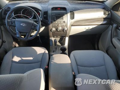 Zdjęcie 8 z 13 samochodu: 2011 KIA SORENTO BASE VIN:5XYKTCA14BG036988 - miniatura